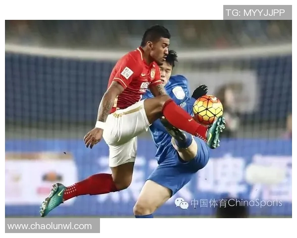 2017足协杯次回合富力与恒大激战成焦点赛事回顾与分析